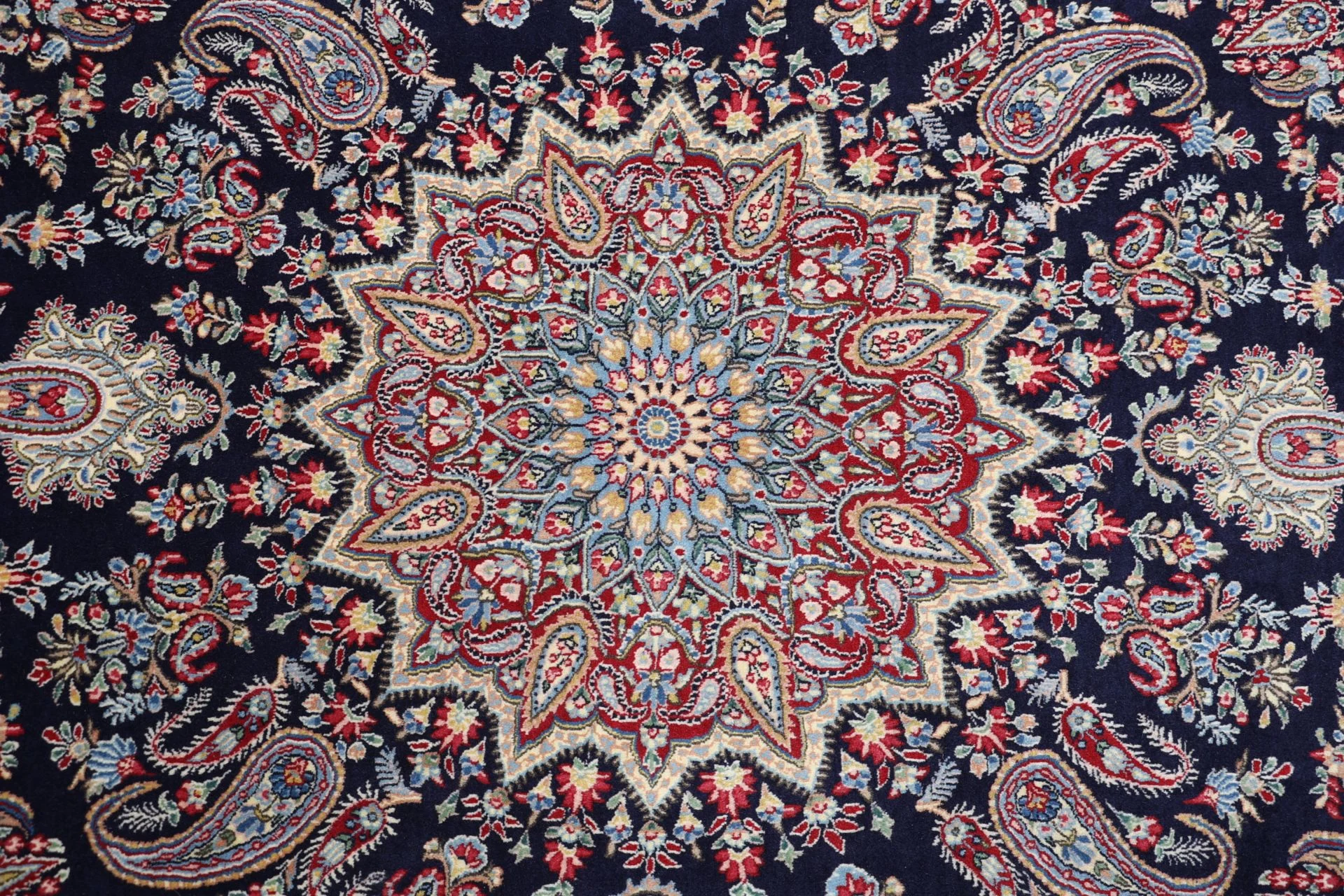 Kerman Perserteppich aus Iran, 202 × 297 cm