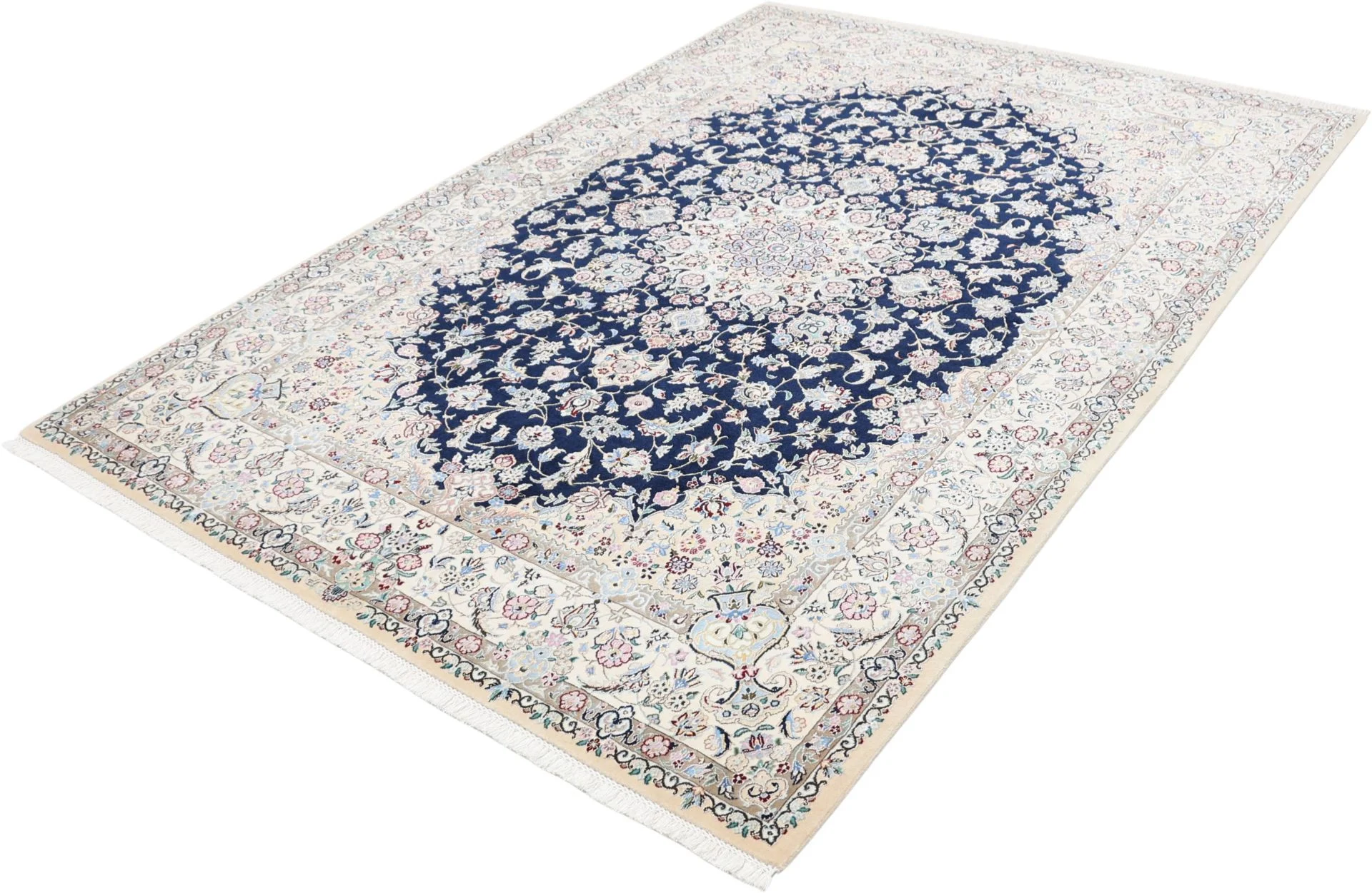 Nain Perserteppich 168 × 238 cm aus Wolle & Seide, handgeknüpft