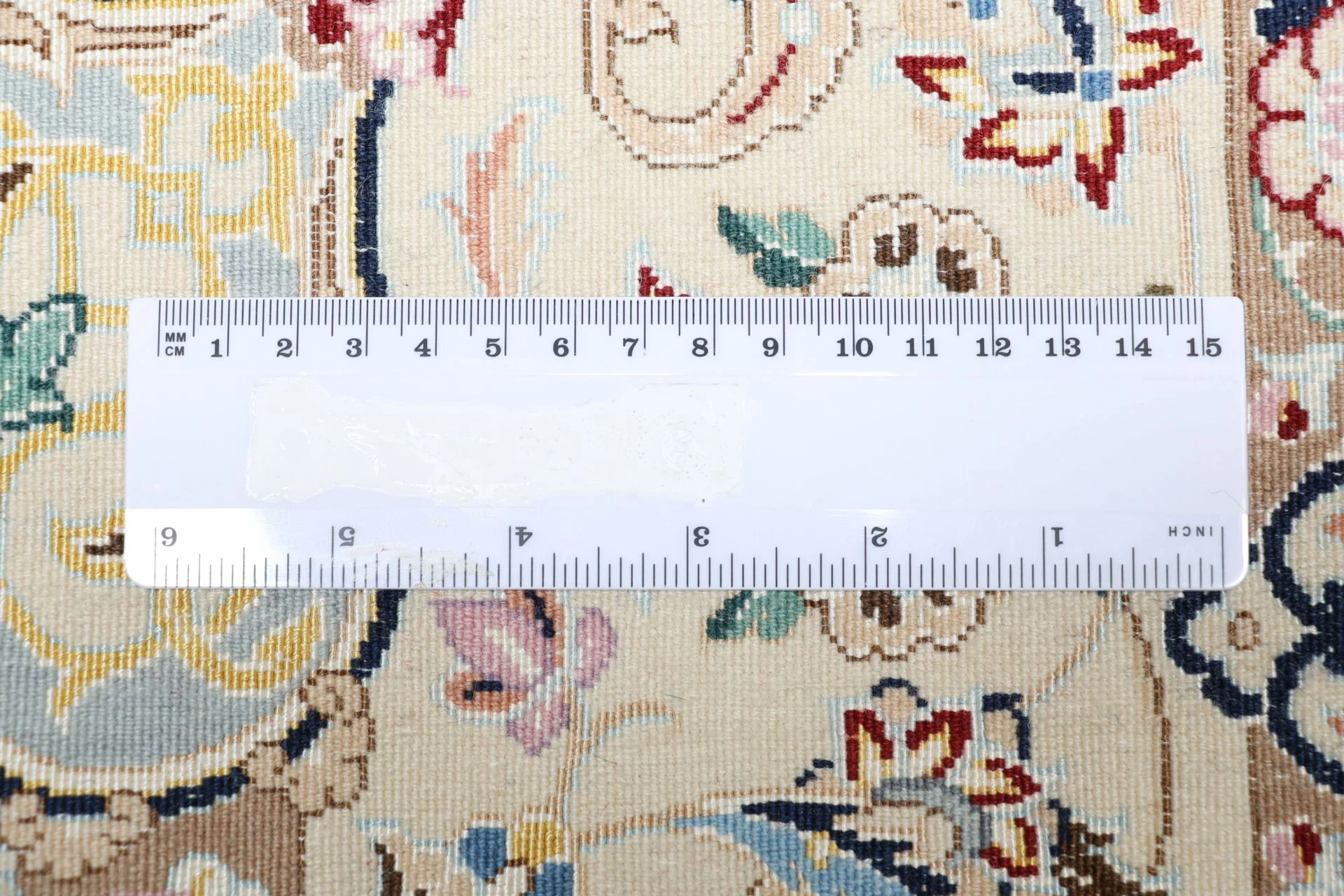 Nain Perserteppich 168 × 238 cm aus Wolle & Seide, handgeknüpft