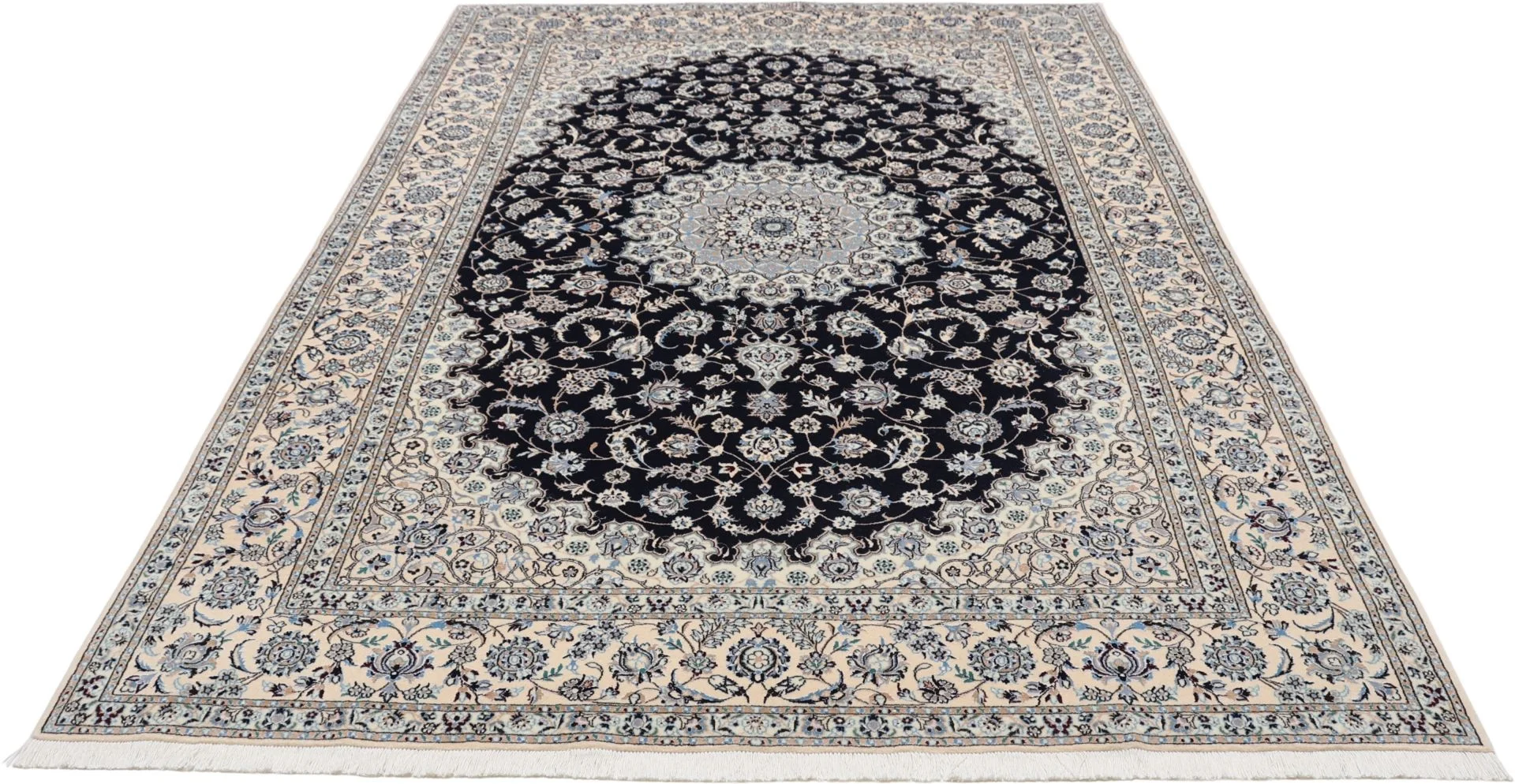 Nain Perserteppich aus Iran, 175 × 255 cm