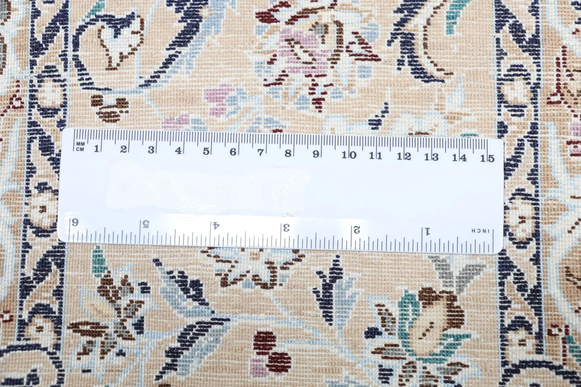 Handgeknüpfter Nain Perserteppich 160 × 235 cm