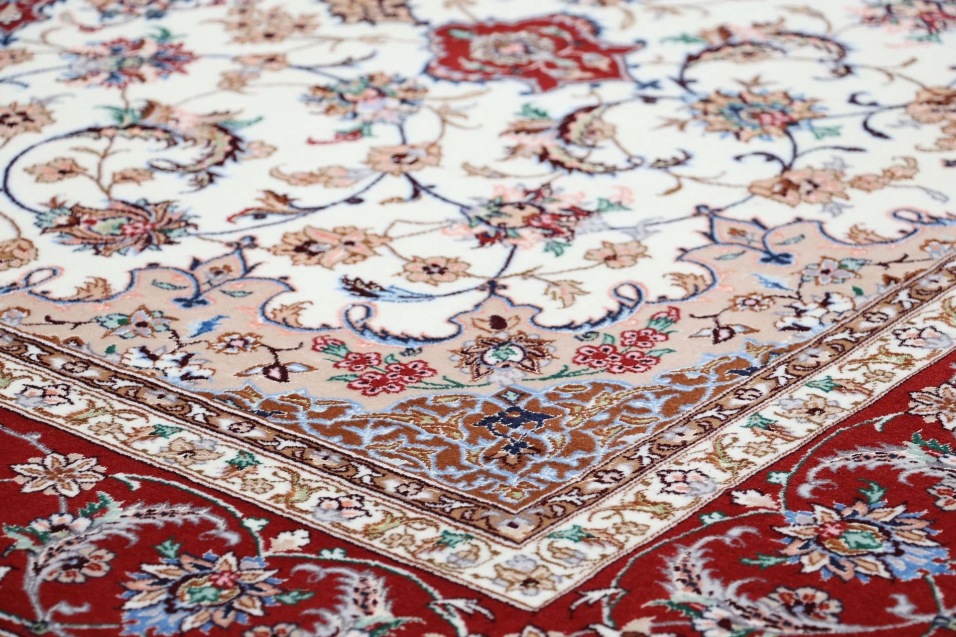 Handgeknüpfter Isfahan Perserteppich 157 × 230 cm