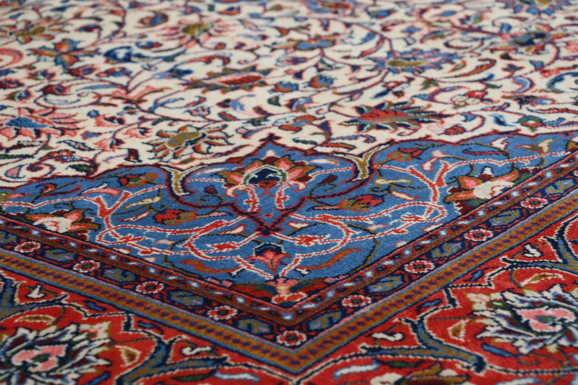 Handgeknüpfter Sarough Perserteppich 197 × 310 cm
