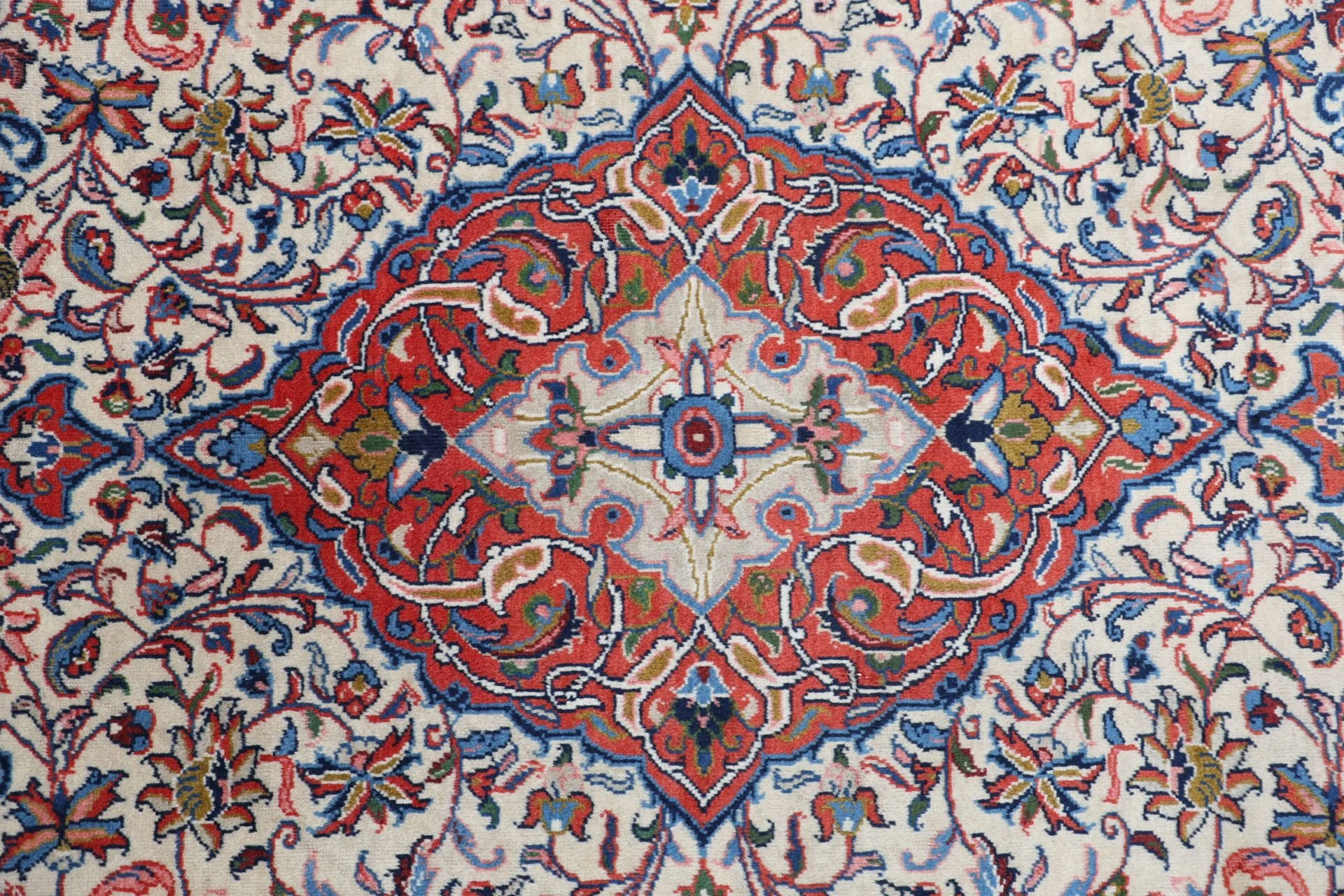 Handgeknüpfter Sarough Perserteppich 197 × 310 cm