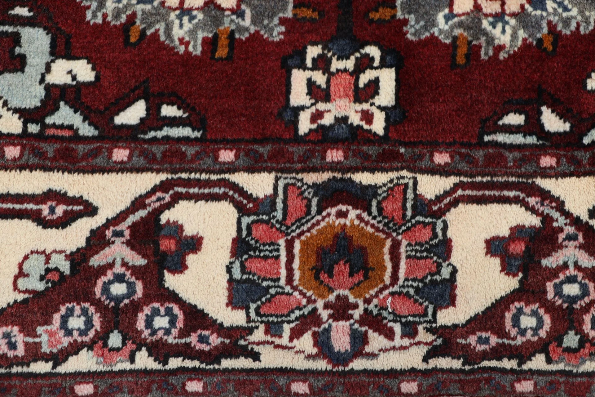 Handgeknüpfter Bakhtiari Perserteppich, 215 × 300 cm, Wolle