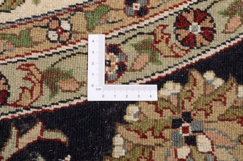 Isfahan Orientteppich aus Indien, 247 × 247 cm