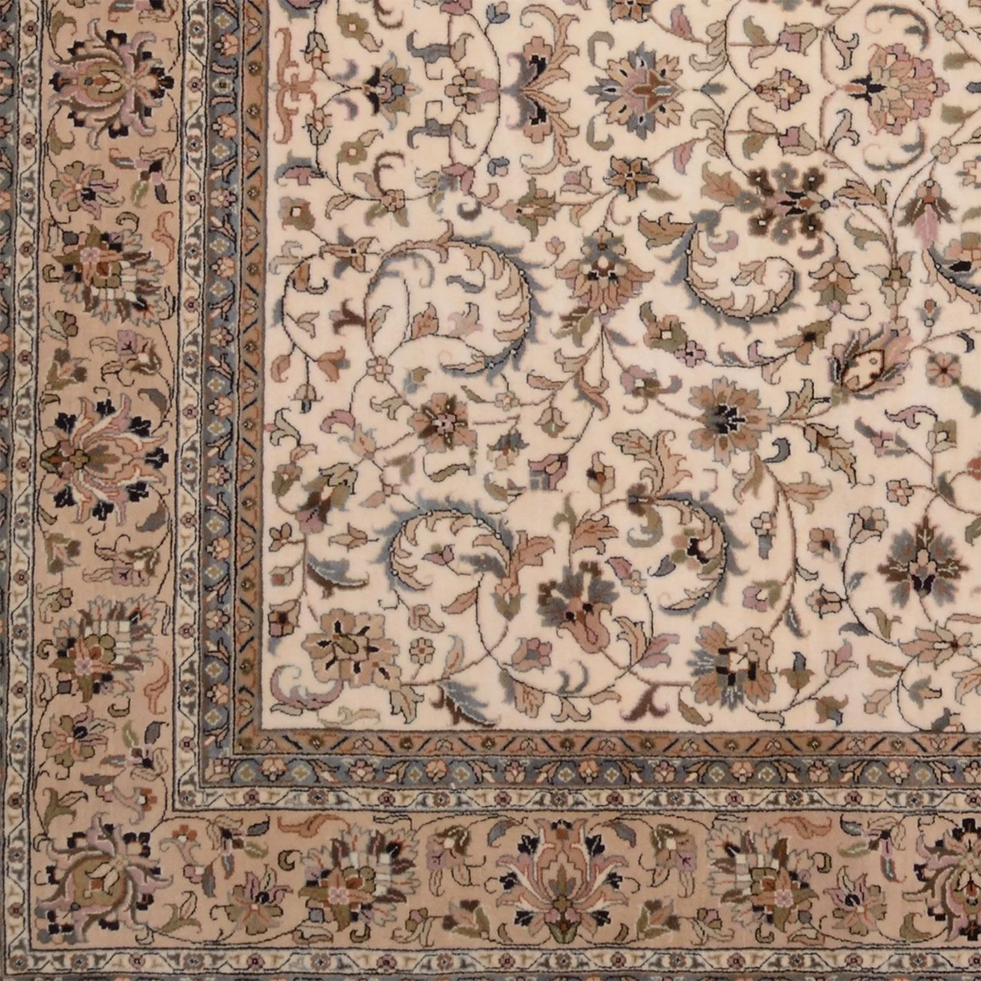 Handgeknüpfter Isfahan Orientteppich 244 × 306 cm