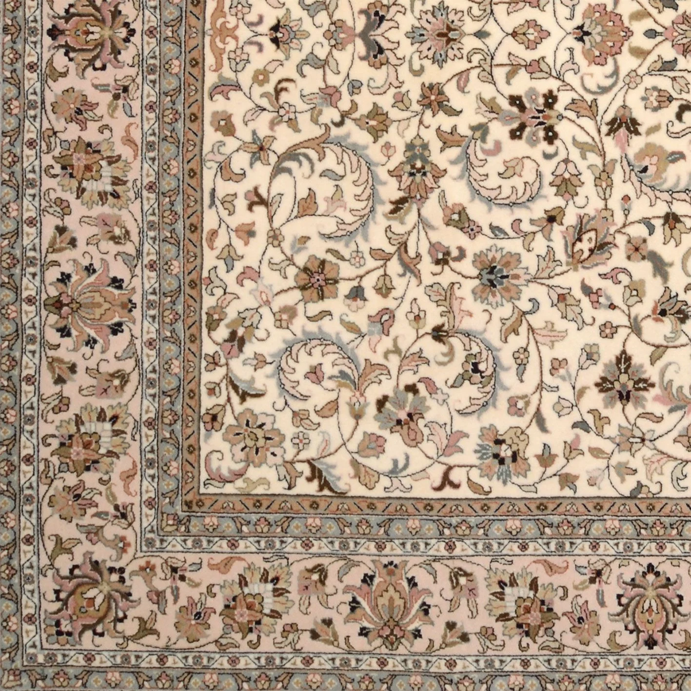 Isfahan Orientteppich aus Indien, 249 × 291 cm