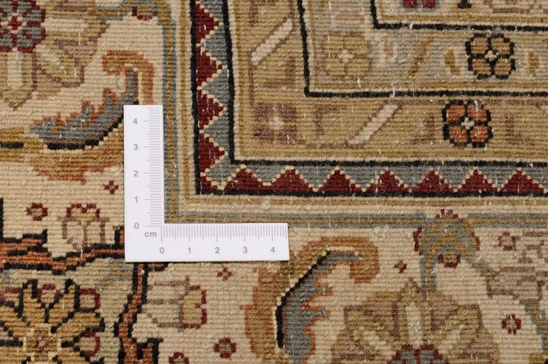 Handgeknüpfter Täbriz Orientteppich 254 × 308 cm