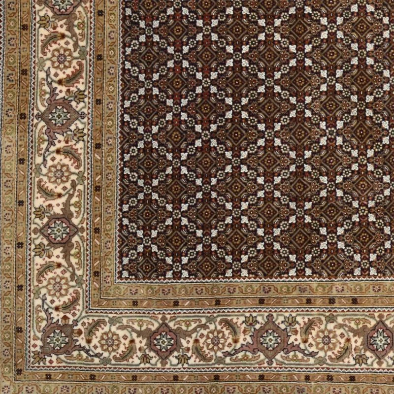Handgeknüpfter Täbriz Orientteppich 204 × 310 cm