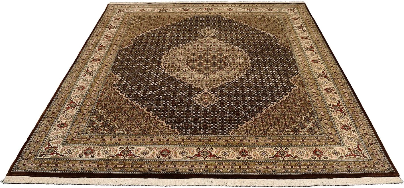Täbriz Orientteppich 246 × 301 cm aus Wolle & Seide, handgeknüpft