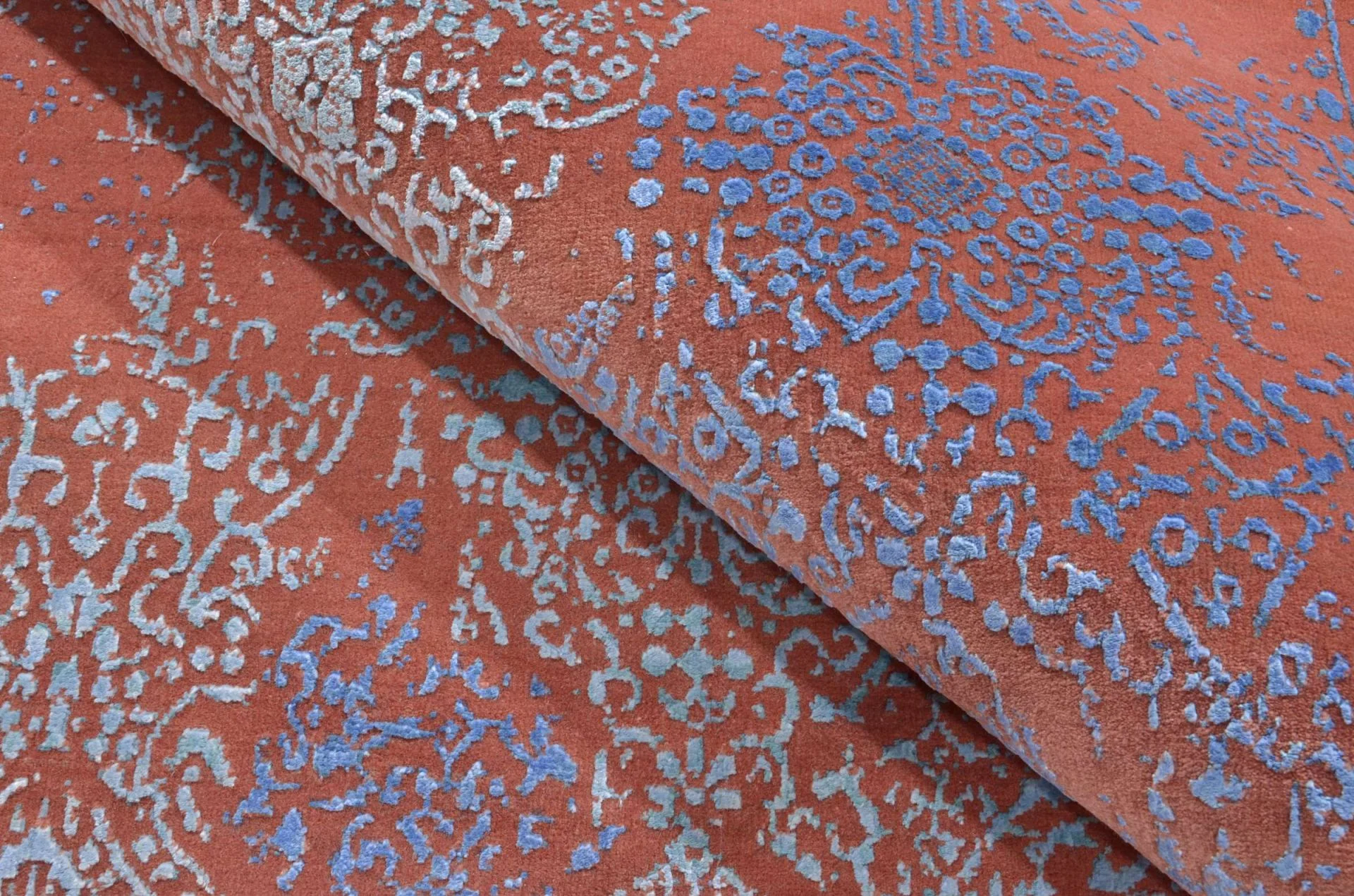Handgeknüpfter Orientteppich 170 × 240 cm