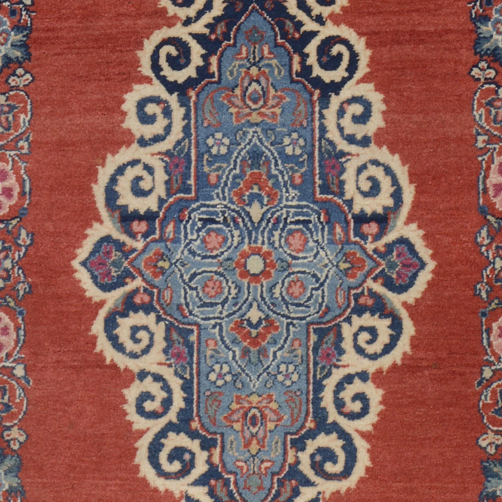 Kashan Perserteppich aus Iran, 65 × 113 cm