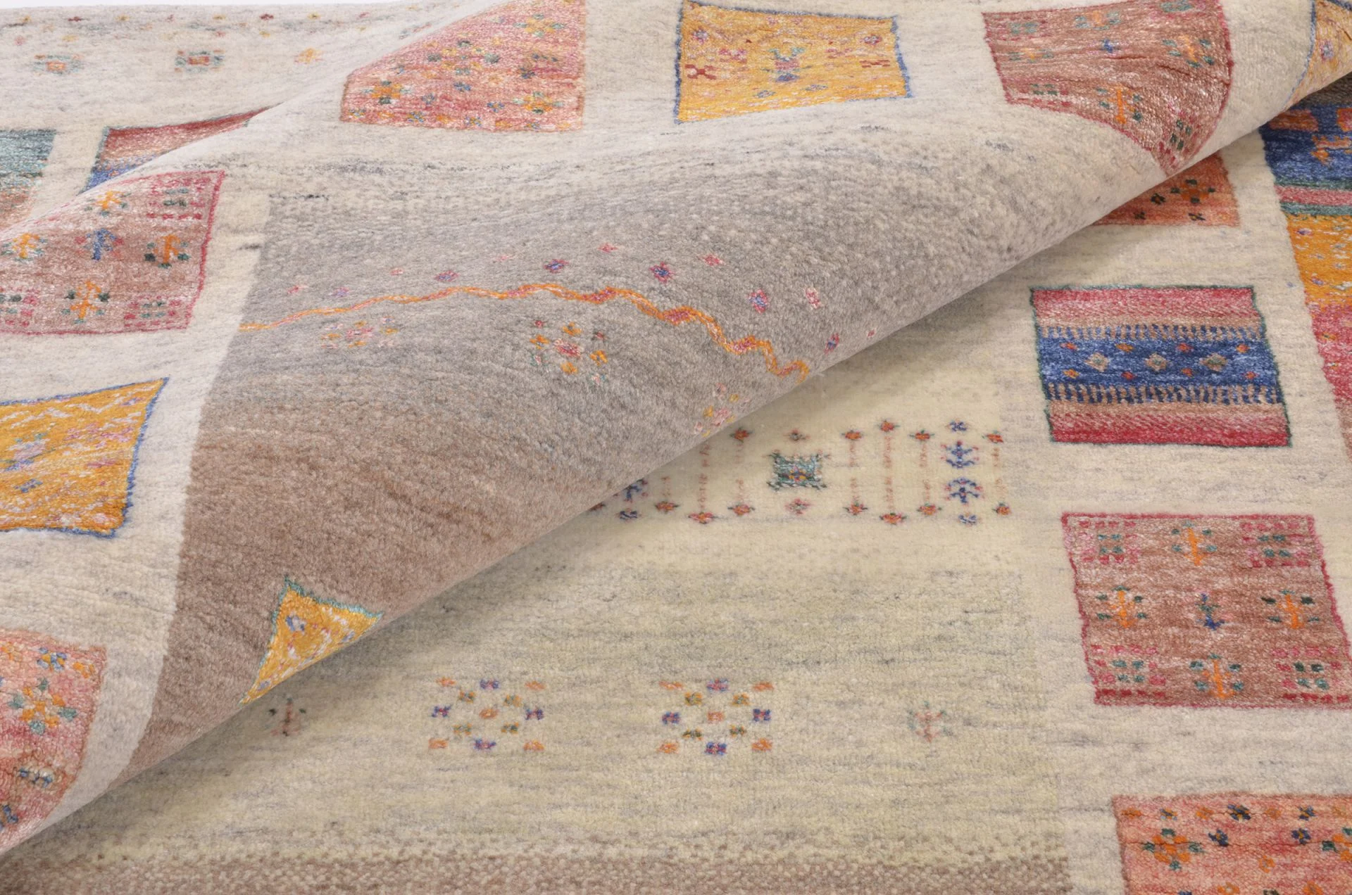 Loribaft Orientteppich 173 × 245 cm aus Wolle & Seide, handgeknüpft