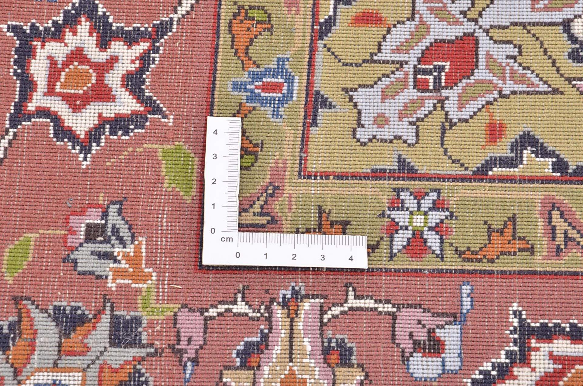 Täbriz Perserteppich aus Iran, 100 × 162 cm