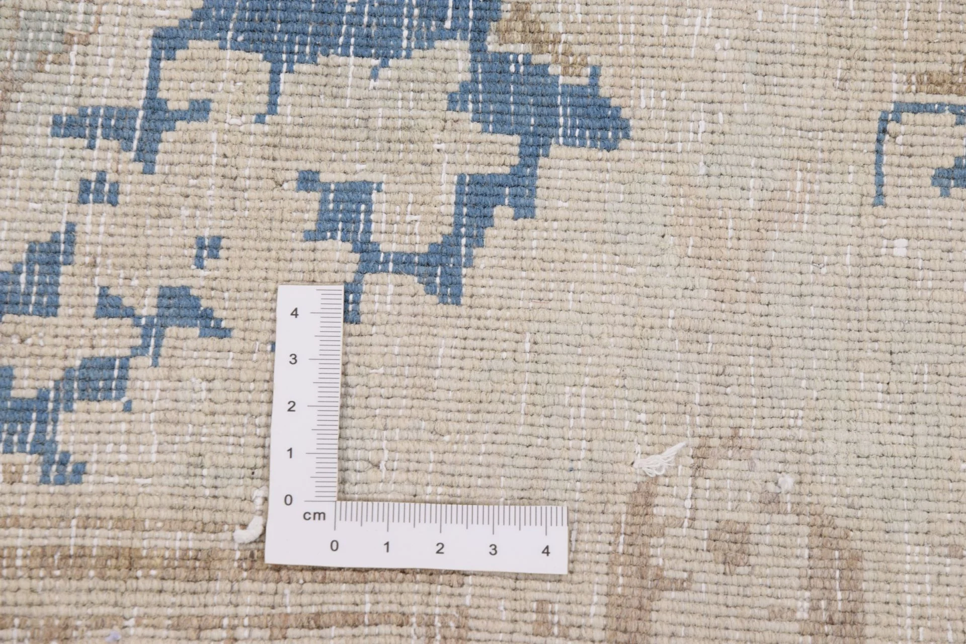 Orientteppich 369 × 277 cm aus Wolle, handgeknüpft