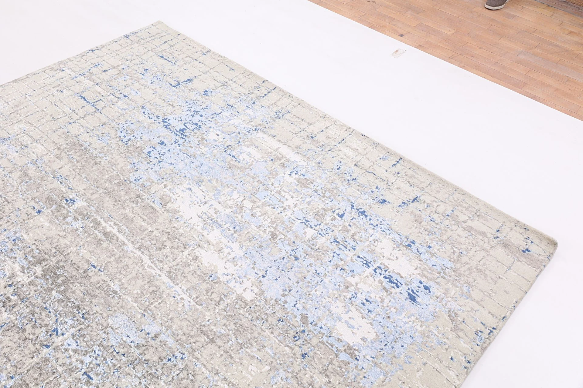 Handgeknüpfter Orientteppich 243 × 305 cm