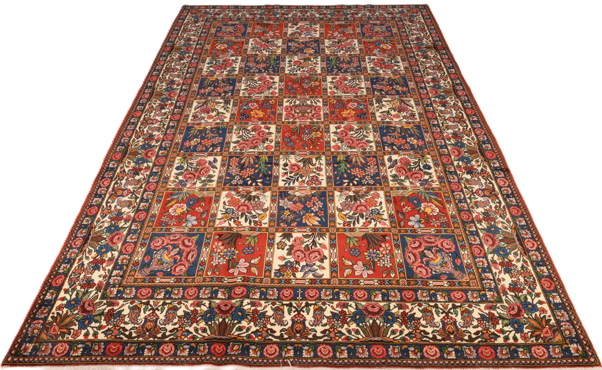 Handgeknüpfter Bakhtiari Perserteppich 322 × 208 cm