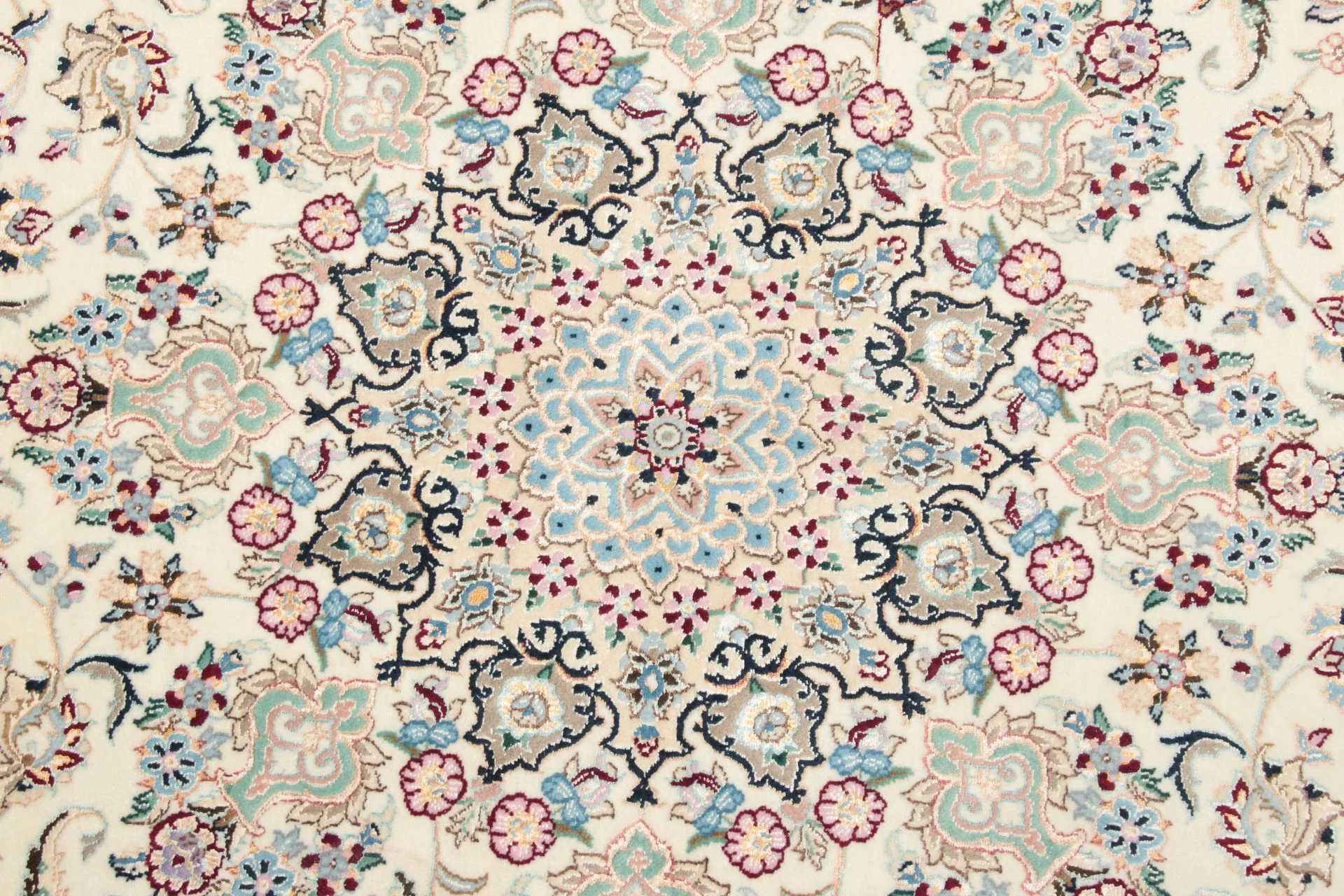 Nain Perserteppich 141 × 205 cm aus Wolle & Seide, handgeknüpft