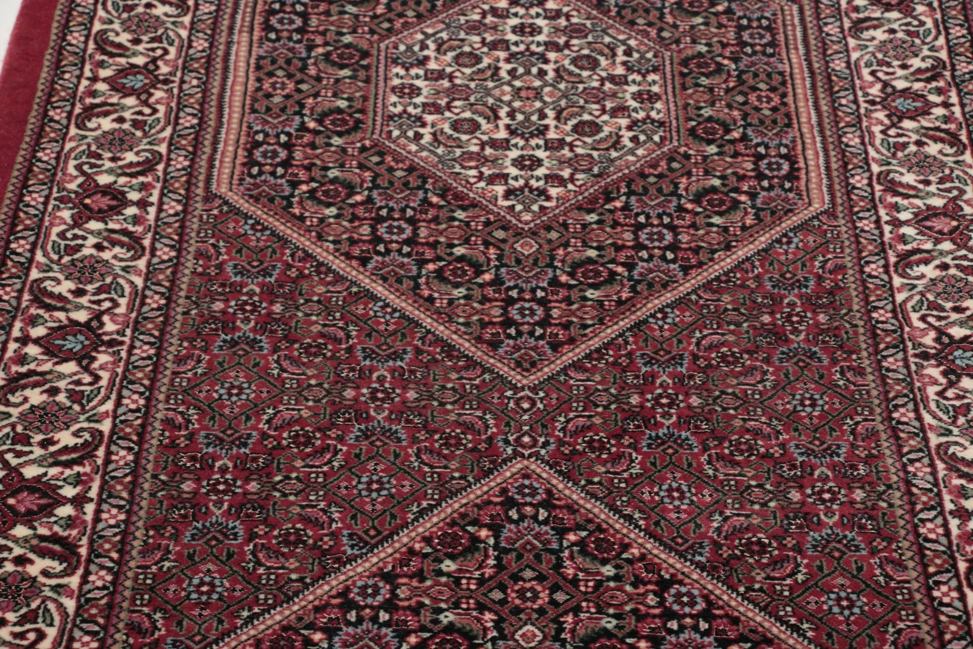 Bijar Perserteppich 82 × 305 cm aus Wolle & Seide, handgeknüpft
