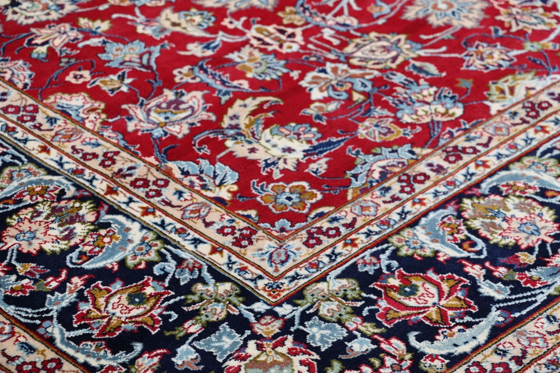 Handgeknüpfter Kashan Perserteppich, 228 × 344 cm, Wolle