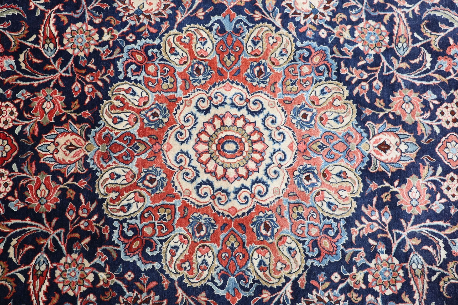 Sarough Perserteppich 223 × 313 cm aus Wolle, handgeknüpft