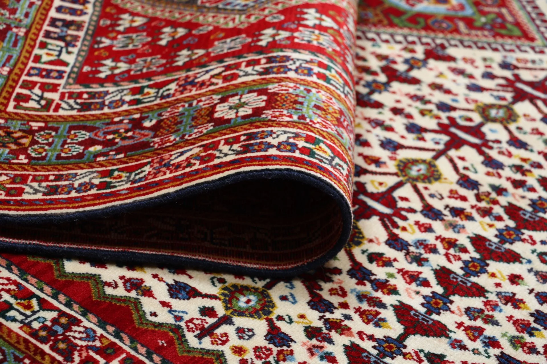 Qashqai Perserteppich aus Iran, 205 × 308 cm