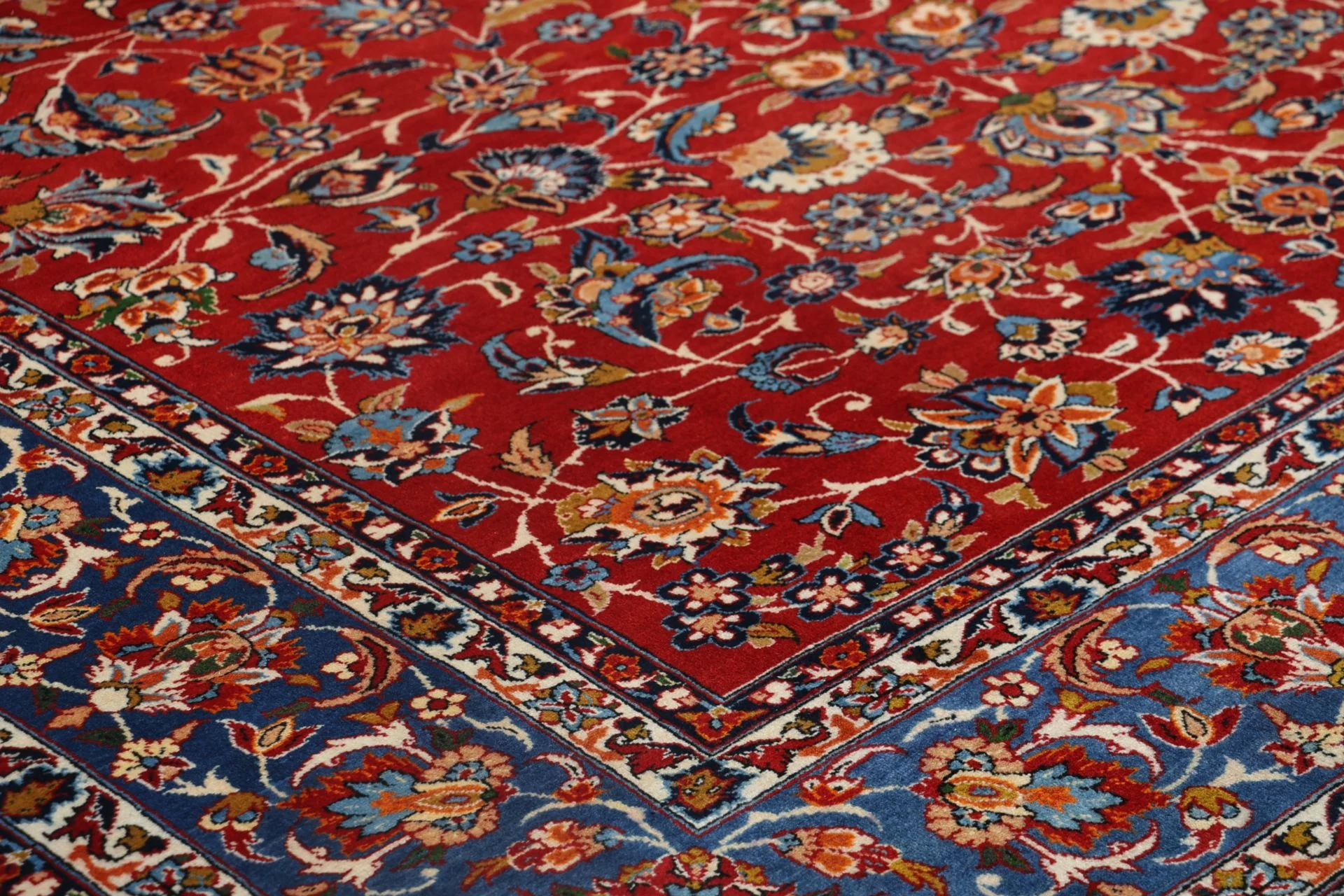 Handgeknüpfter Perserteppich, 215 × 320 cm, Wolle