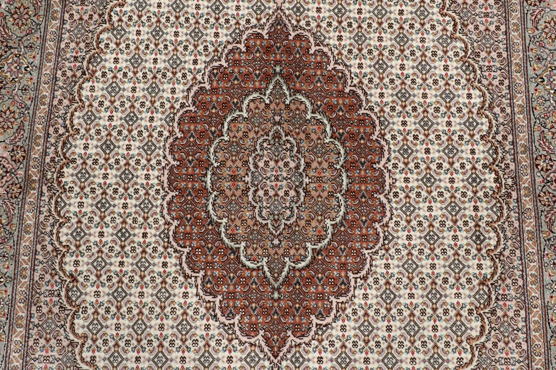 Handgeknüpfter Täbriz Perserteppich 146 × 205 cm