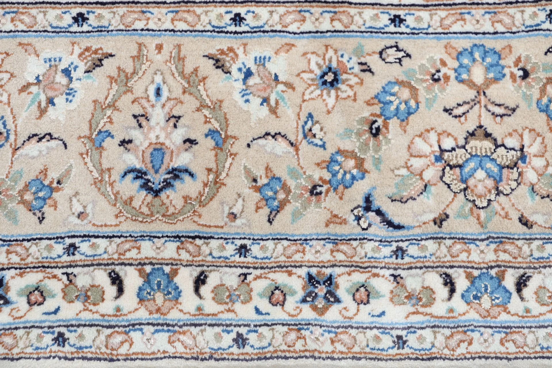 Handgeknüpfter Kashan Perserteppich 249 × 355 cm