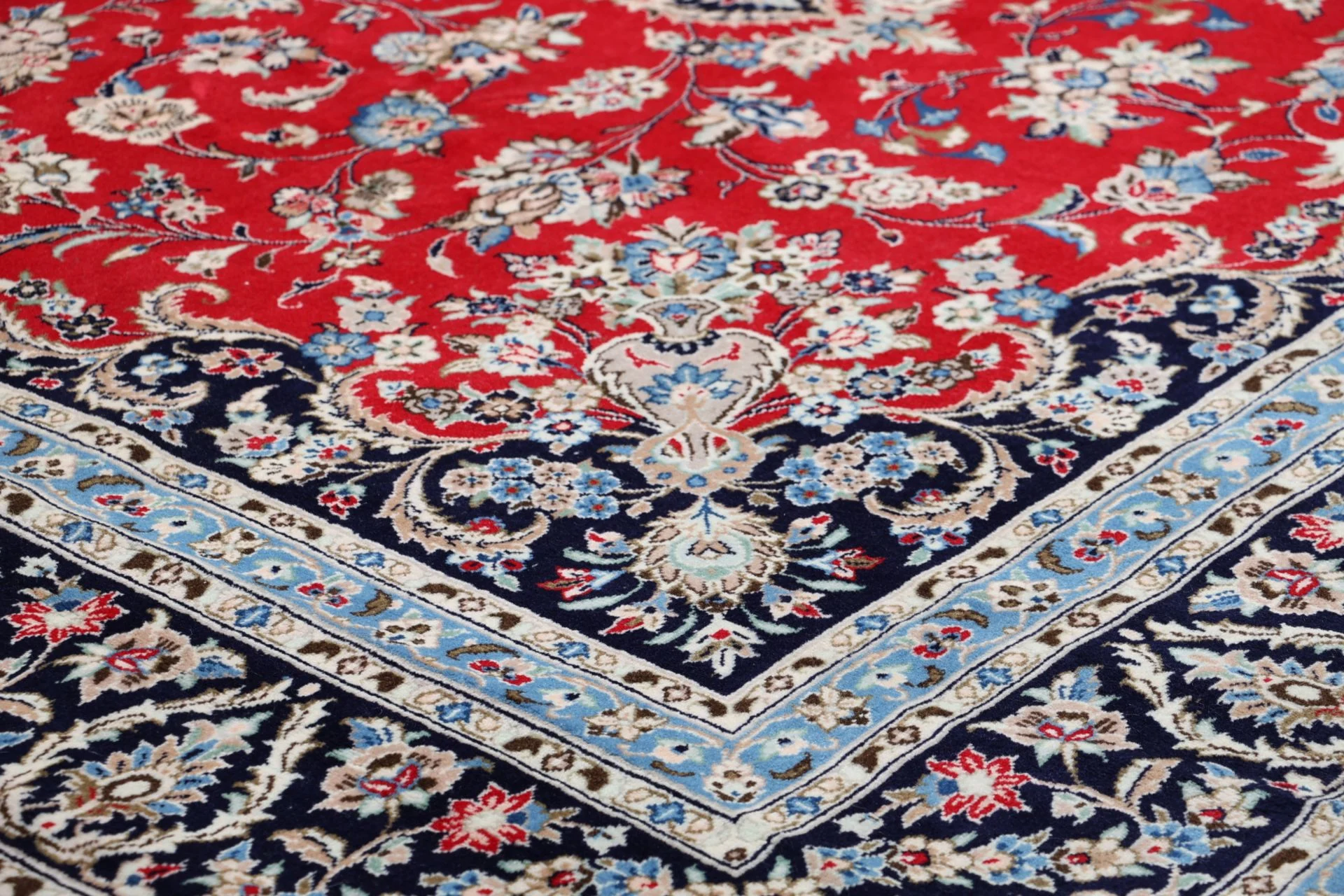 Kashan Perserteppich 248 × 355 cm aus Wolle, handgeknüpft