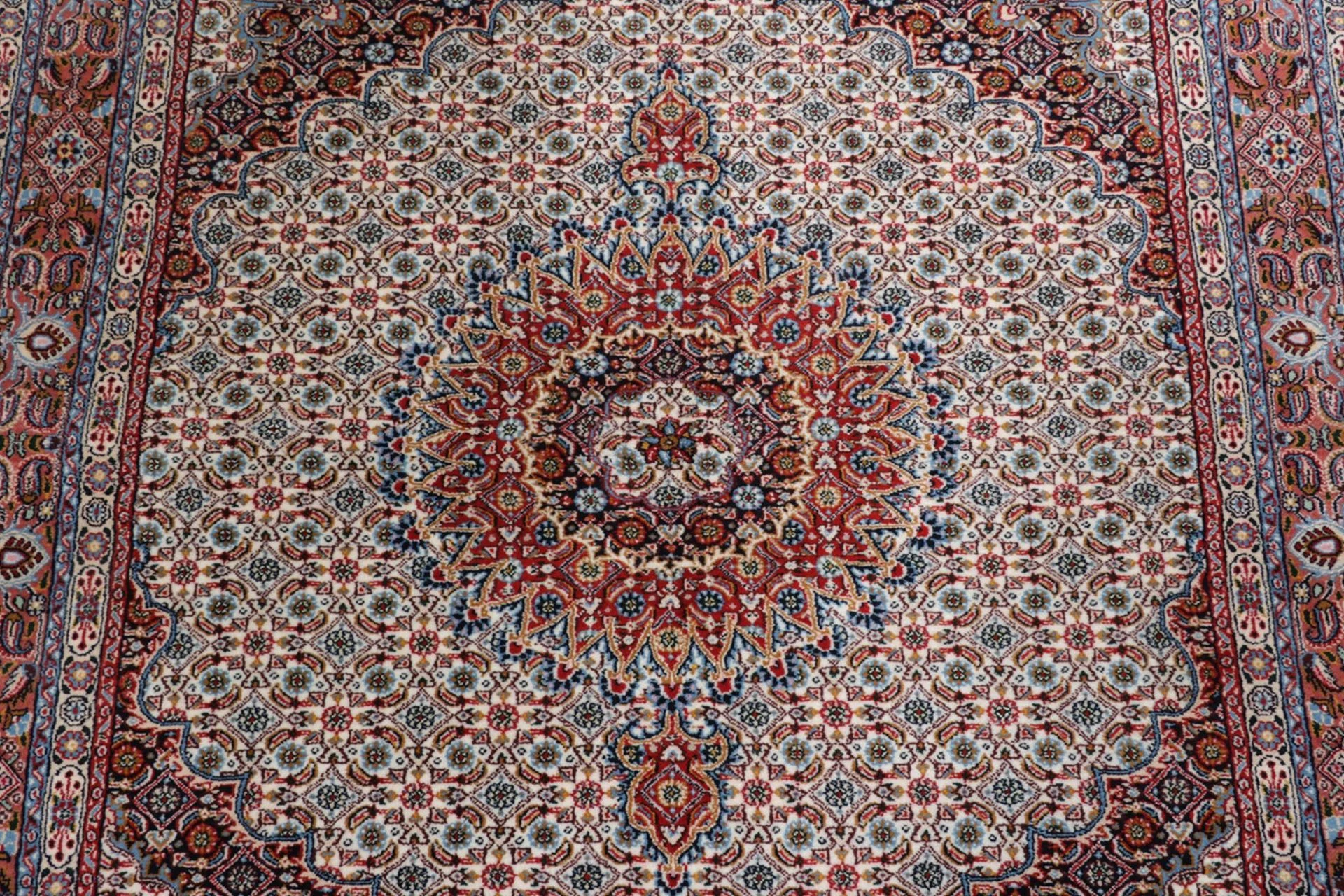 Handgeknüpfter Moud Perserteppich, 150 × 195 cm, Wolle & Seide