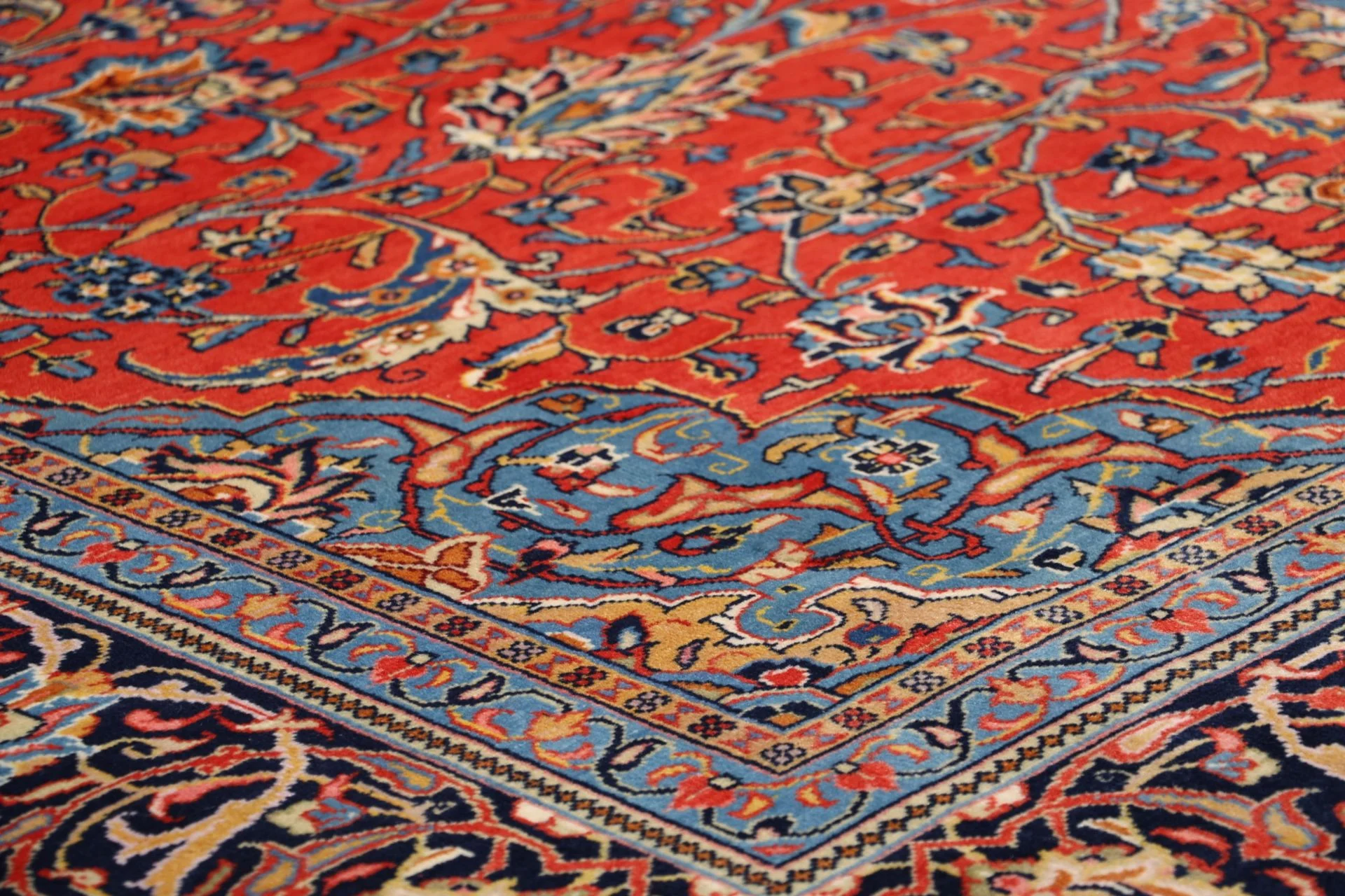 Sarough Perserteppich 248 × 347 cm aus Wolle, handgeknüpft