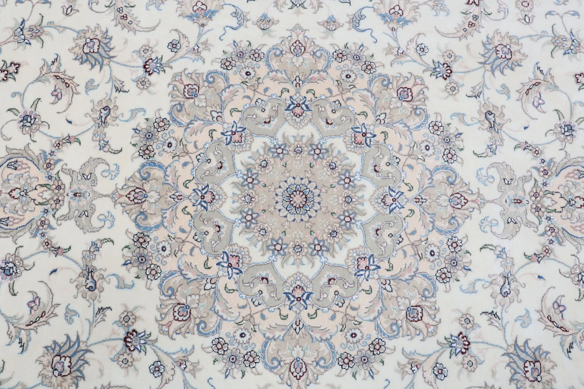 Handgeknüpfter Nain Perserteppich 252 × 352 cm