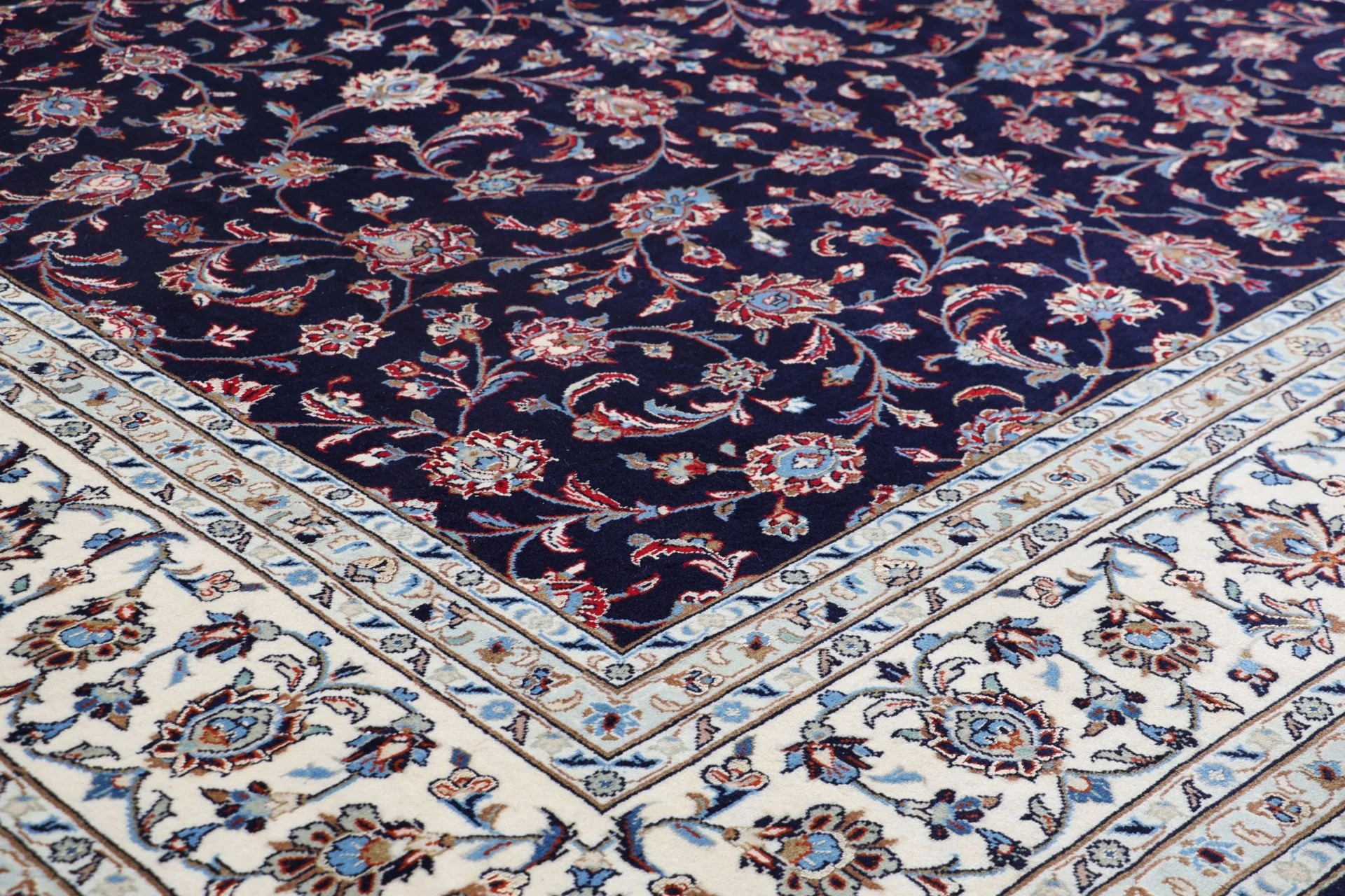 Handgeknüpfter Kashan Perserteppich, 250 × 353 cm, Wolle