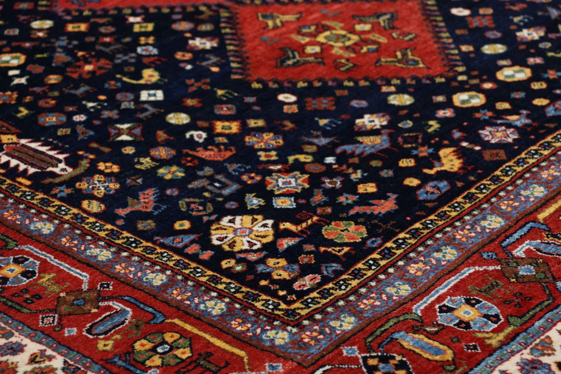 Handgeknüpfter Qashqai Perserteppich, 173 × 259 cm, Wolle