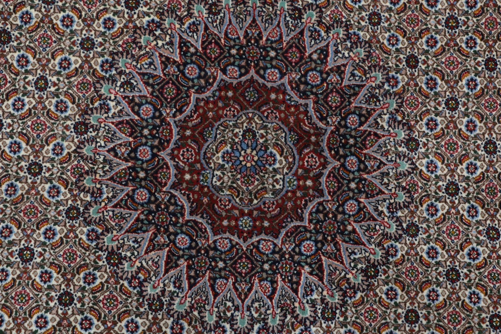 Moud Perserteppich 166 × 236 cm aus Wolle & Seide, handgeknüpft