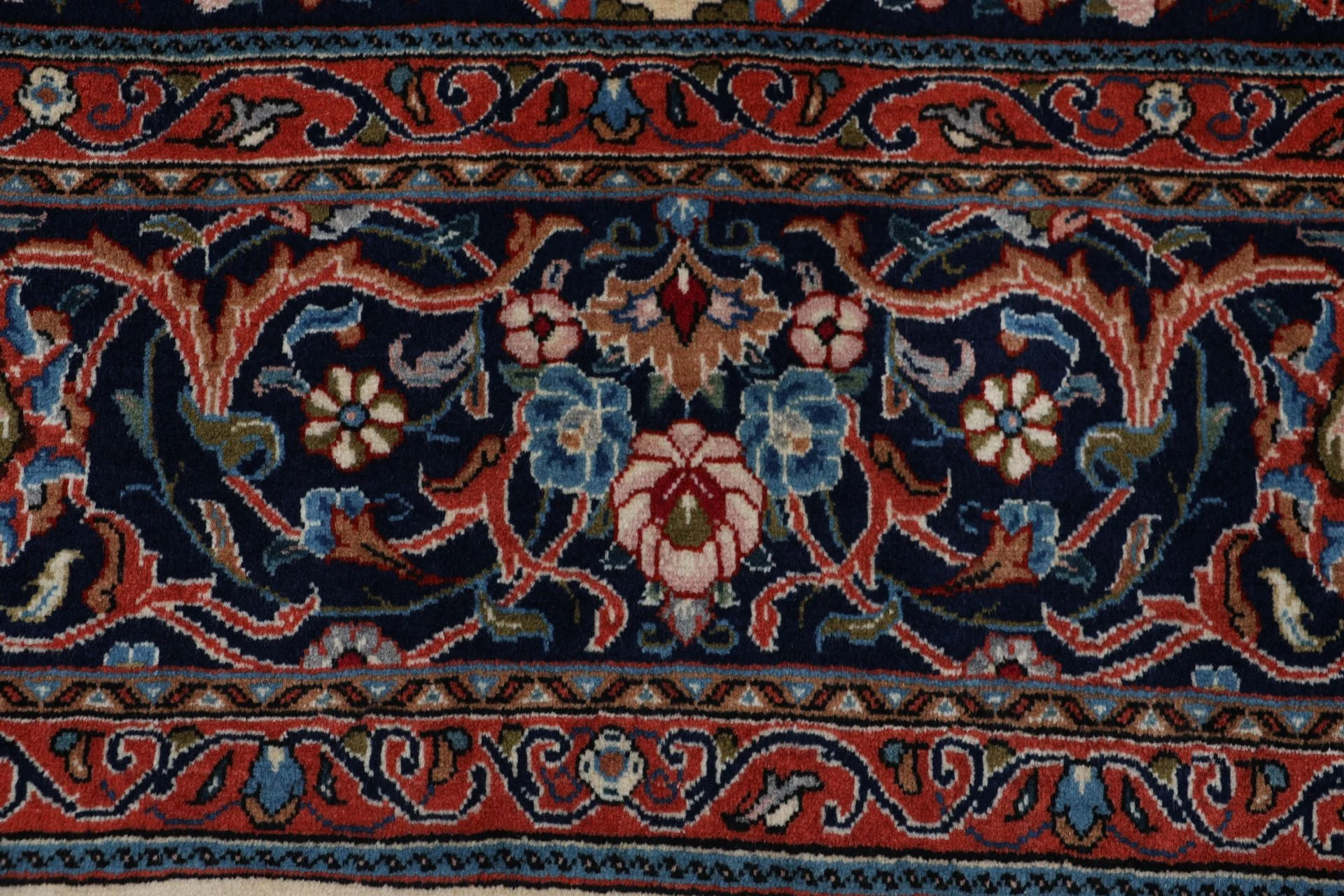 Sarough Perserteppich 207 × 305 cm aus Wolle, handgeknüpft