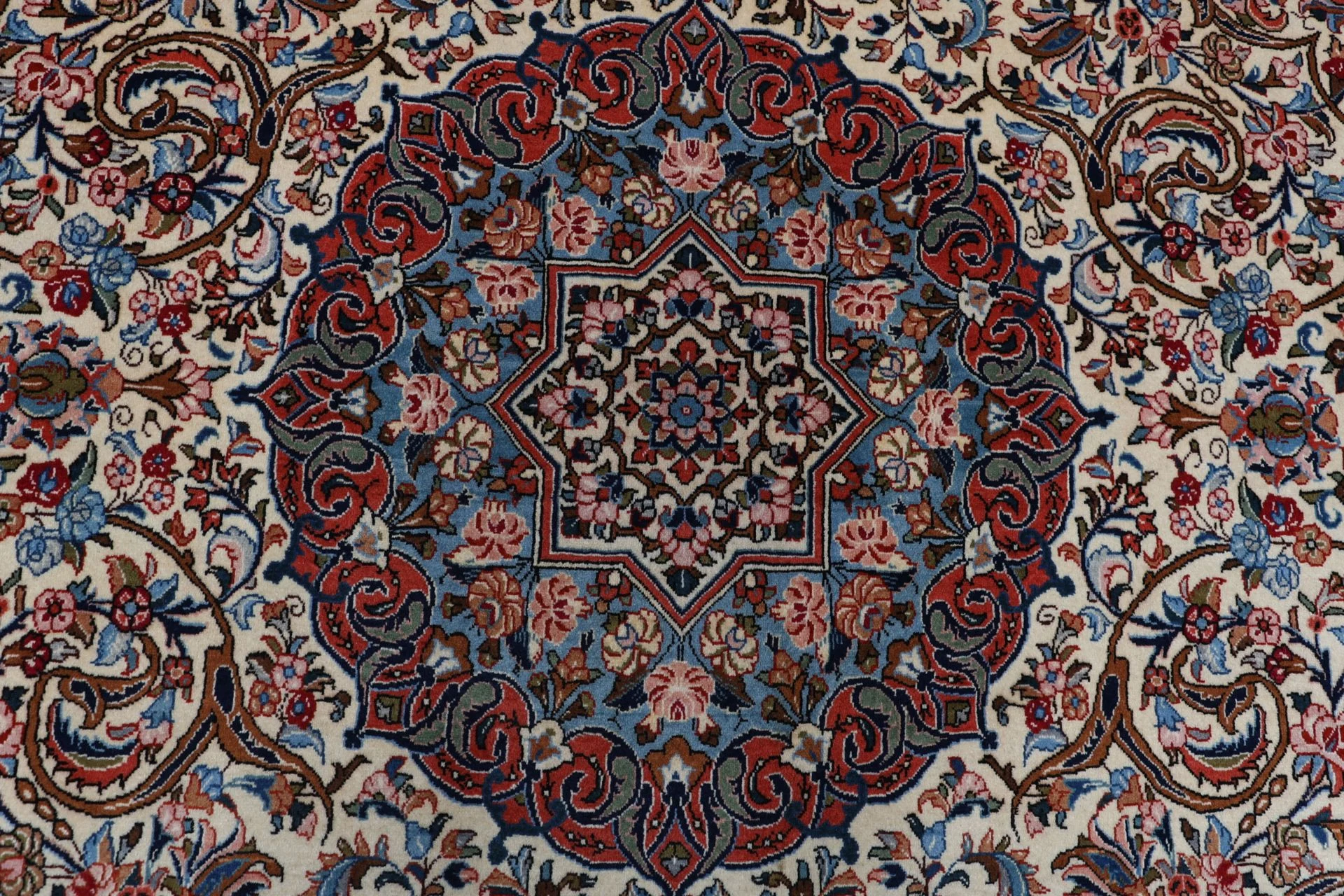 Sarough Perserteppich 207 × 305 cm aus Wolle, handgeknüpft