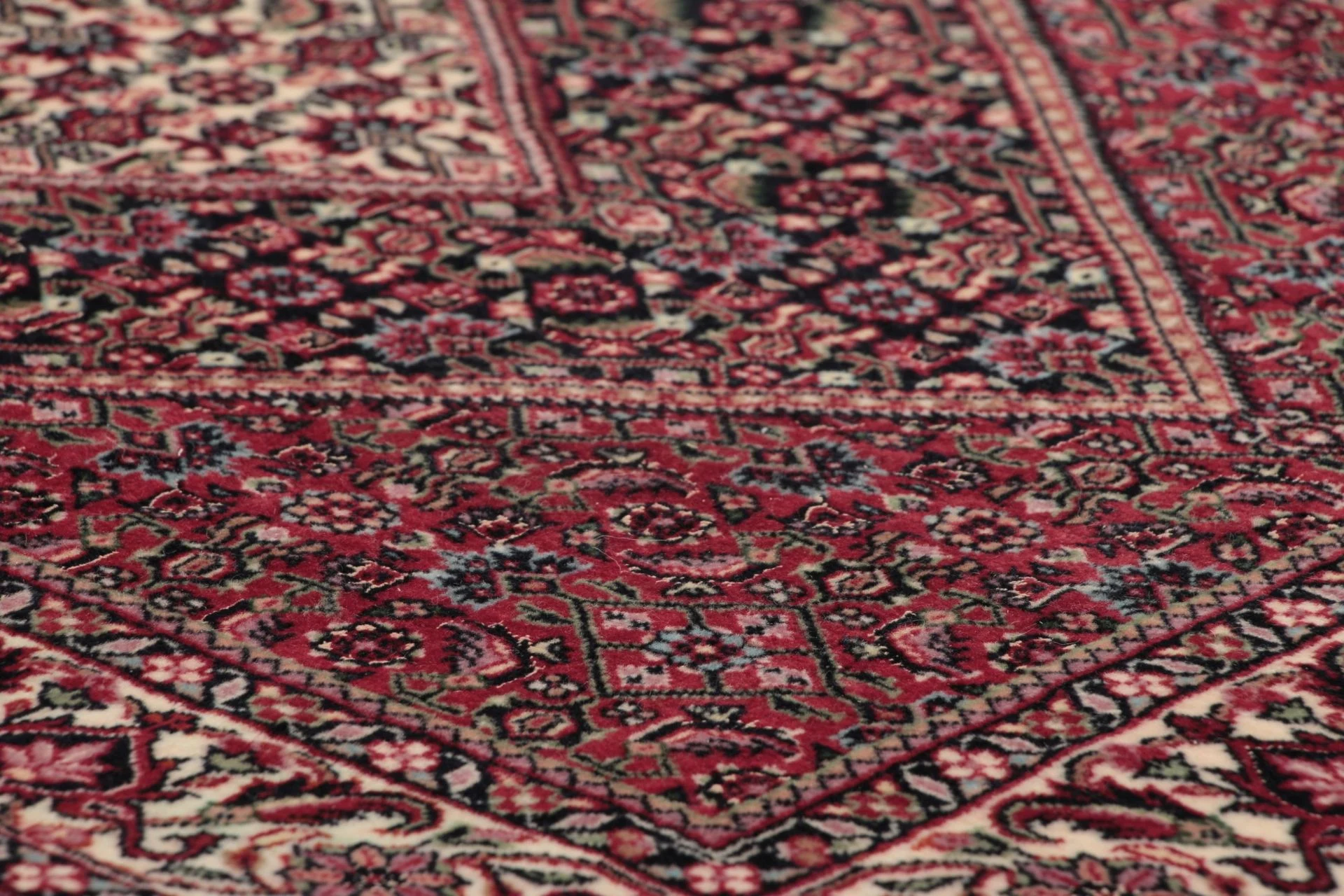 Bijar Perserteppich 85 × 330 cm aus Wolle & Seide, handgeknüpft