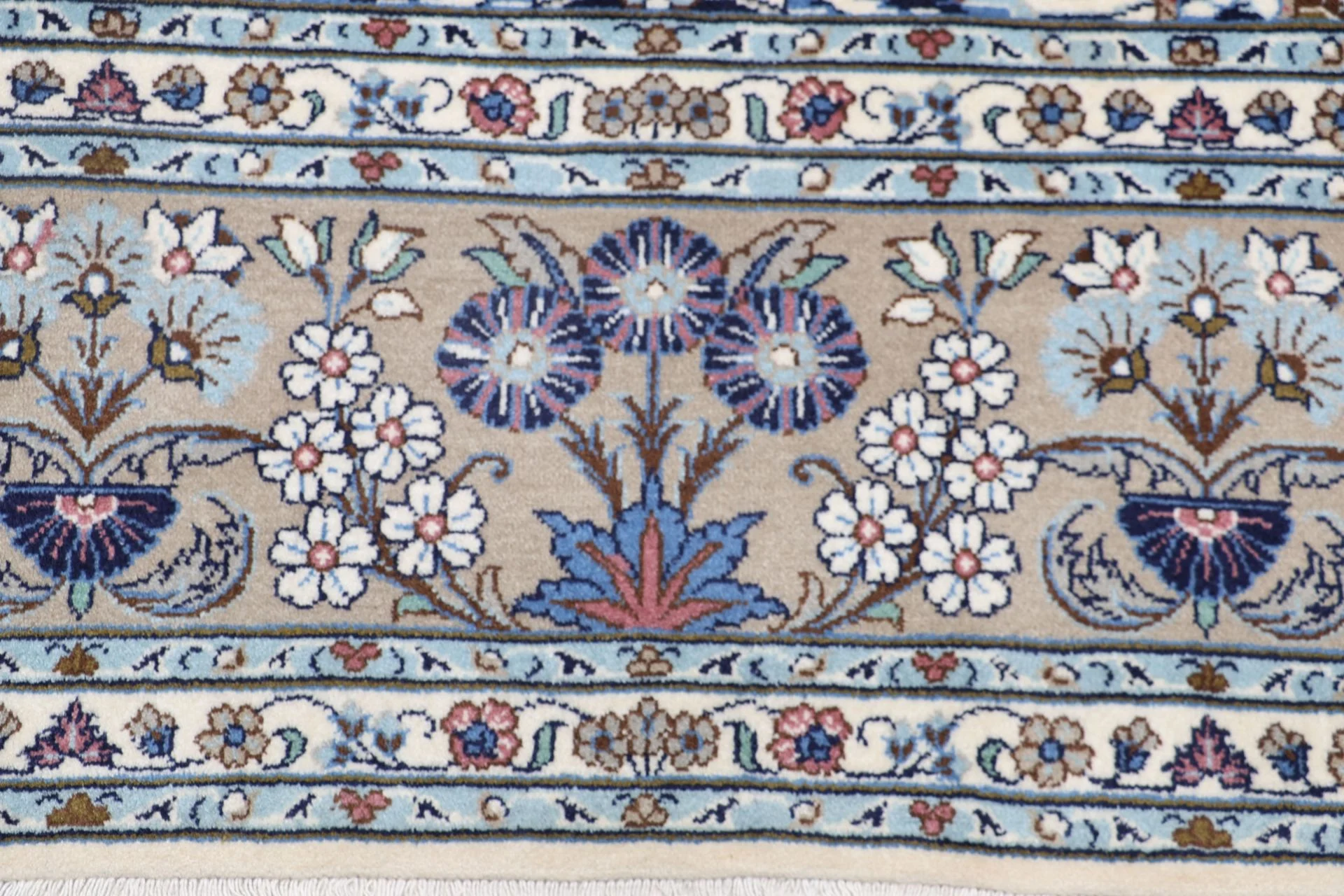 Kashan Perserteppich aus Iran, 257 × 351 cm