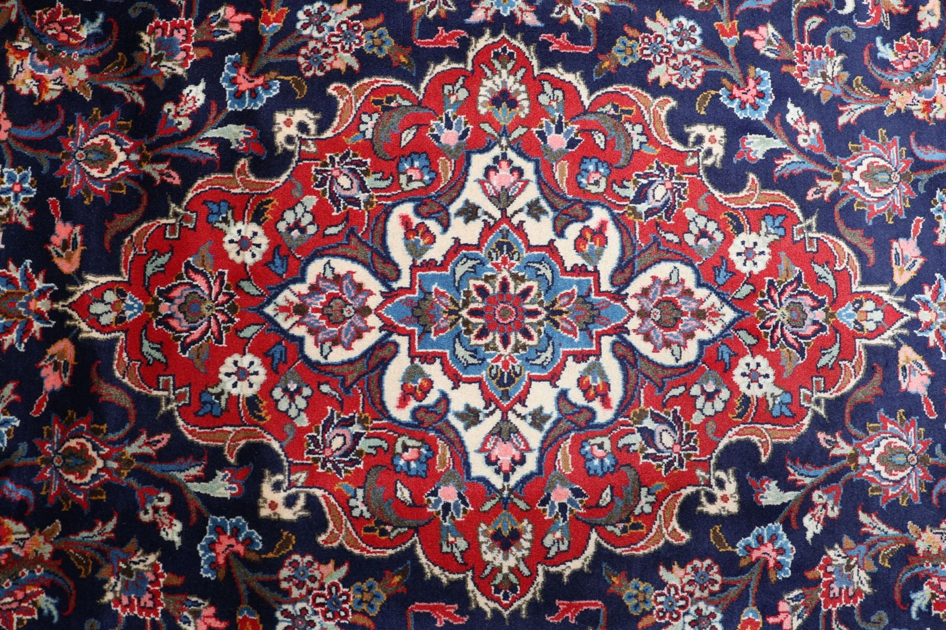 Handgeknüpfter Kashan Perserteppich, 243 × 345 cm, Wolle
