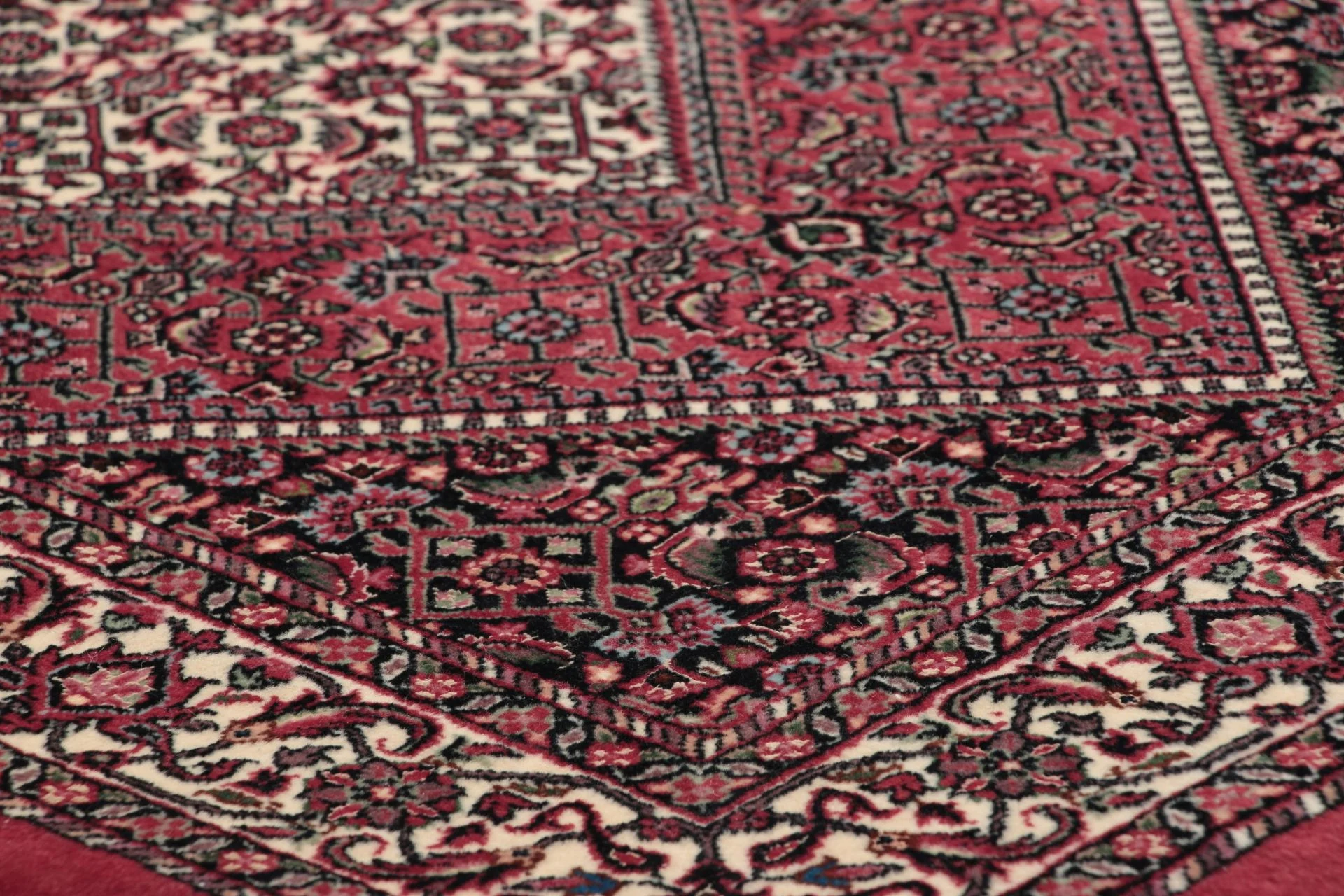 Handgeknüpfter Bijar Perserteppich, 83 × 405 cm, Wolle & Seide