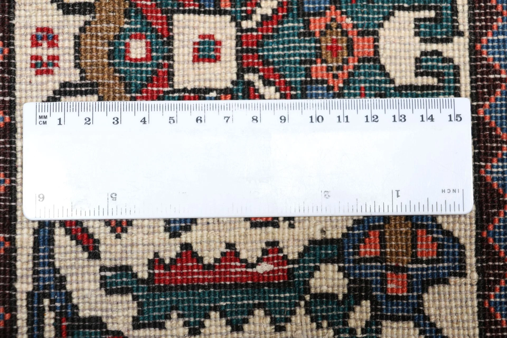 Perserteppich aus Iran, 215 × 319 cm