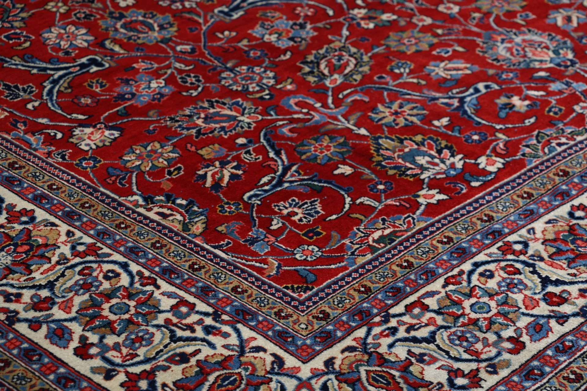 Sarough Perserteppich aus Iran, 218 × 320 cm