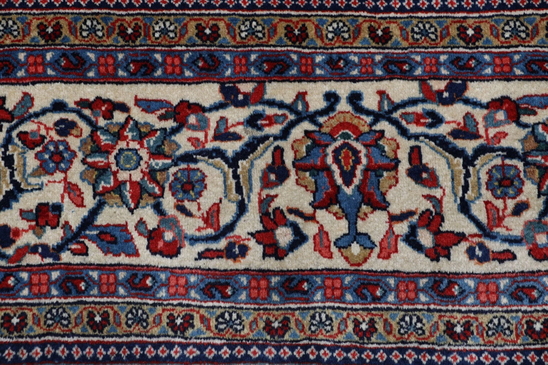 Sarough Perserteppich aus Iran, 218 × 320 cm