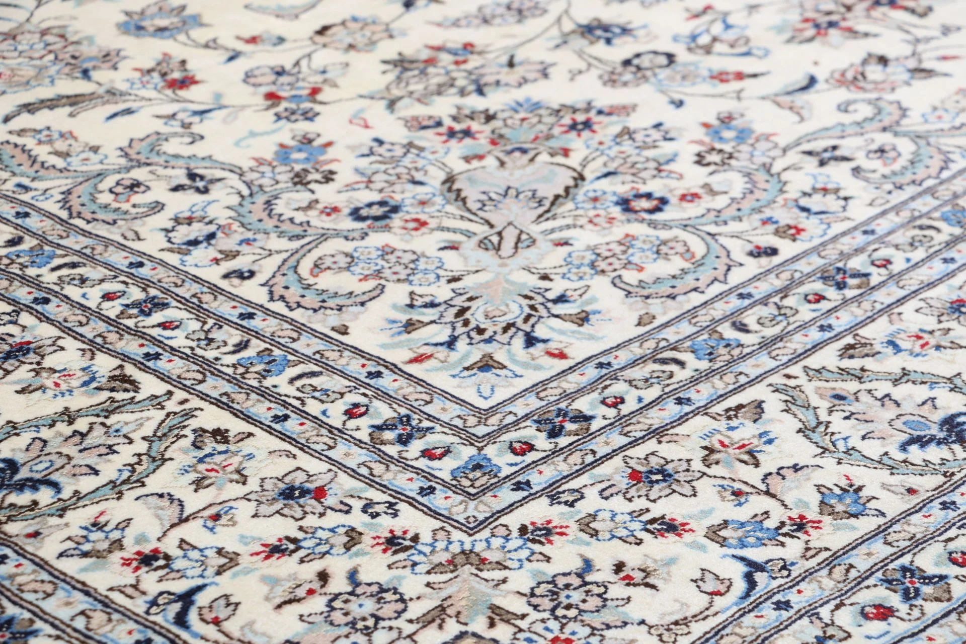 Kashan Perserteppich 255 × 355 cm aus Wolle, handgeknüpft