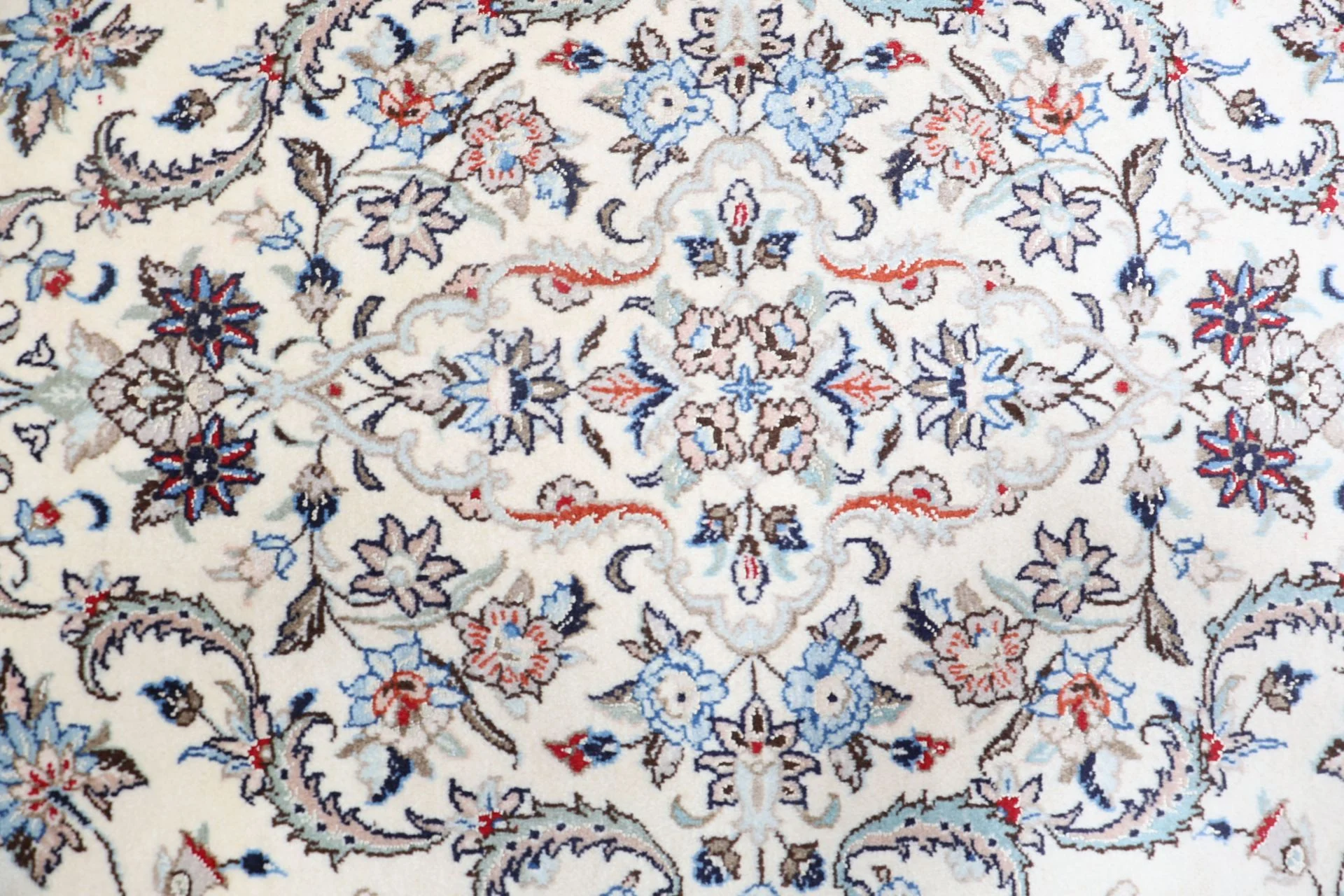 Kashan Perserteppich 255 × 355 cm aus Wolle, handgeknüpft