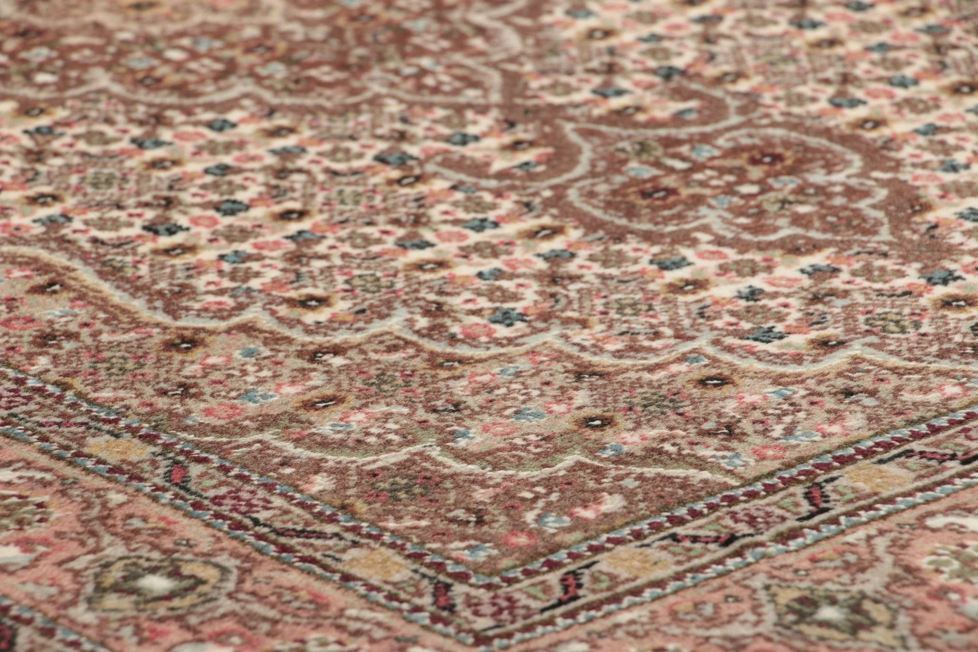 Handgeknüpfter Täbriz Perserteppich, 83 × 322 cm, Wolle & Seide
