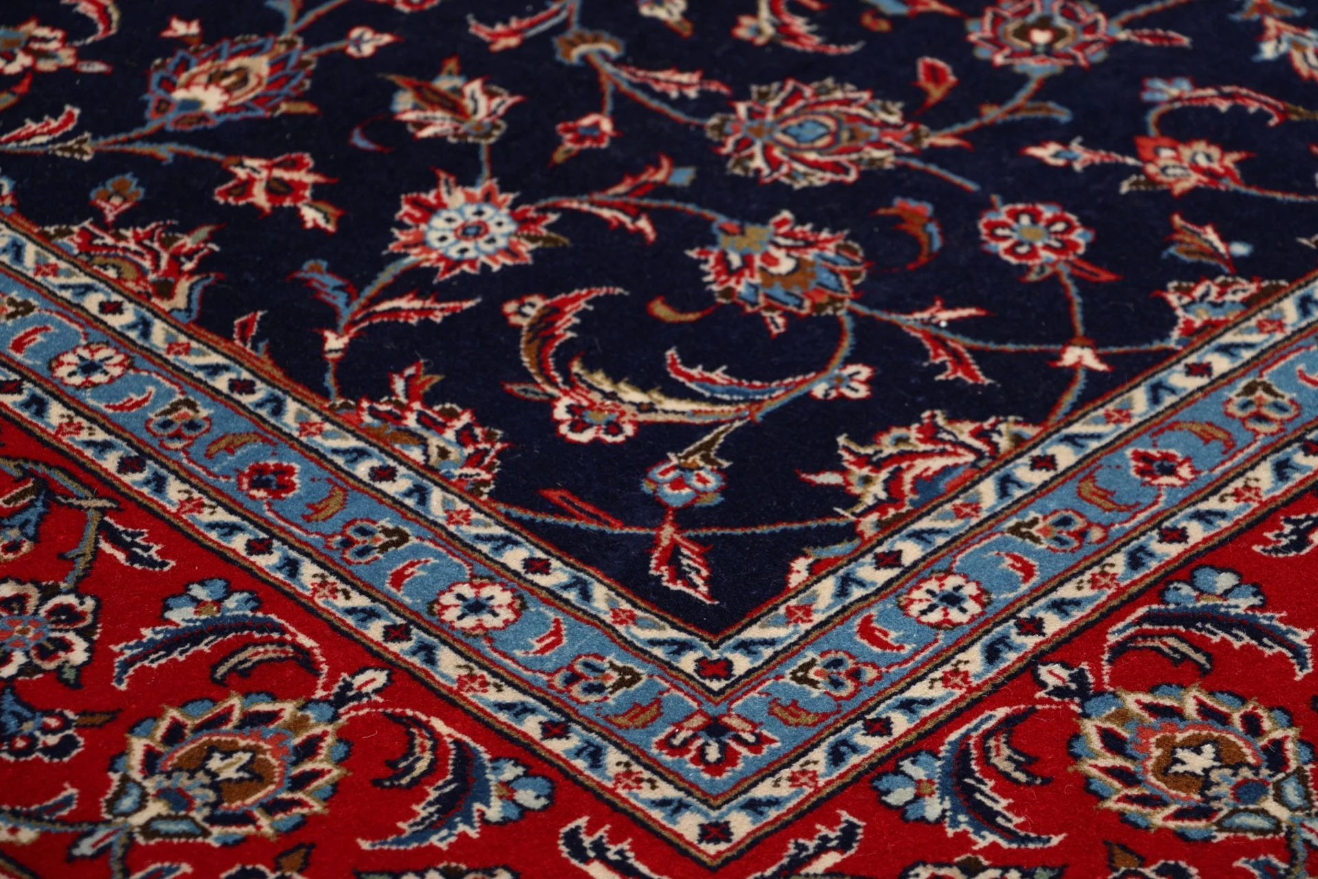 Kashan Perserteppich 199 × 305 cm aus Wolle, handgeknüpft